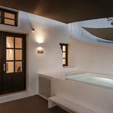 Aqua Luxury Suites By Nomee Hospitality Group Imerovigli  Exterior photo