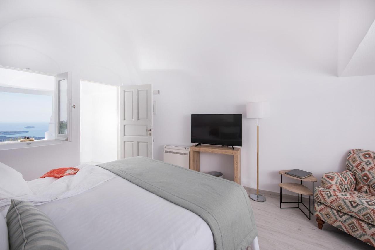 Aqua Luxury By Nomee Hospitality Group